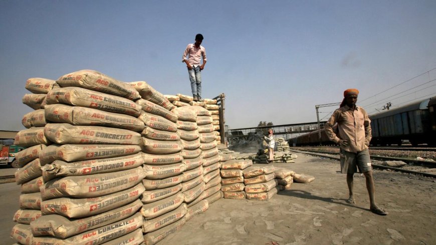 Core sector output growth slows down to eight-month low of 0.5% in April