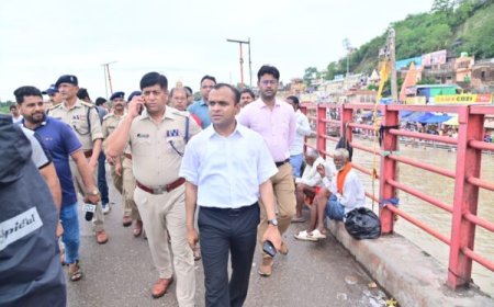 डीएम मयूर दीक्षित एवं एसएसपी प्रमेंद्र डोबाल ने मेला क्षेत्र का निरीक्षण कर लिया व्यवस्थाओं का जायजा, दिए निर्देश