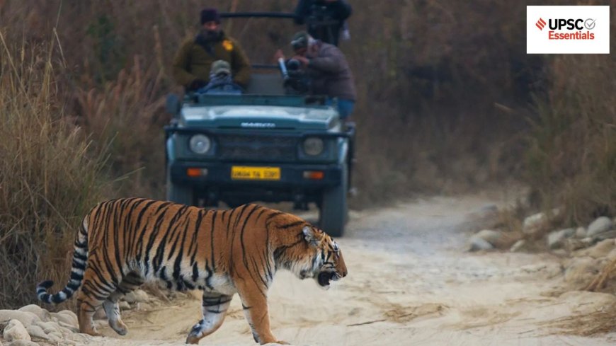 UPSC Essentials | Mains answer practice — GS 3 : Questions on setting up tiger safaris and Left Wing Extremism (Week 105)