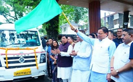  सीएम धामी ने 20 नई वातानुकूलित यूटीसी मिनी का किया फ्लैग ऑफ, देहरादून-मसूरी-नैनीताल रूट पर चलेंगे