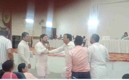 हरिद्वार: नगर निगम की बैठक में मचा बवाल, अवैध कब्जों पर पार्षदों ने जताई नाराज़गी