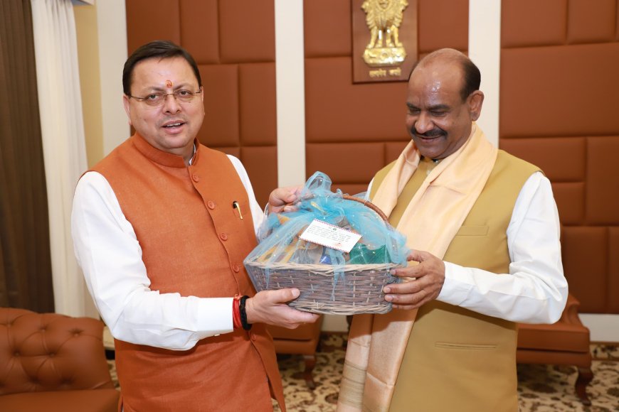 CM पुष्कर सिंह धामी ने लोकसभा अध्यक्ष ओम बिड़ला से की शिष्टाचार भेंट