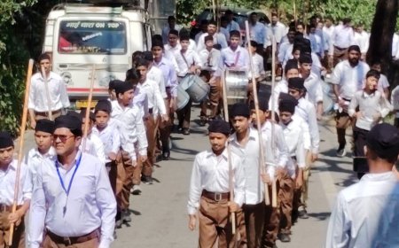 संघ शताब्दी वर्ष पर किया पथ संचलन