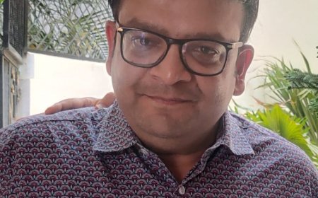 सुप्रसिद्ध उद्योगपति विश्वास स्वरूप अग्रवाल ने की मानवता नई मिसाल कायम : कैंसर पीड़ित पत्रकार की मदद में आए आगे,चार लाख की त्वरित मदद