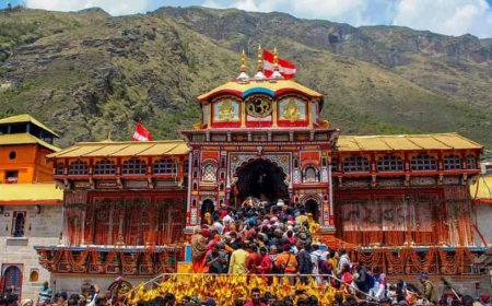 बद्रीनाथ में भी श्रद्धालुओं की संख्या का बना रिकॉर्ड, बुधवार को तीर्थयात्रियों का आंकड़ा 14.53 लाख के पार