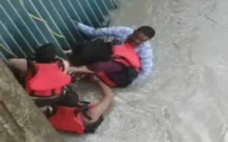 समूह की महिलाओं के हाथों बनी मोमबत्तियों से रोशन होगी दिवाली