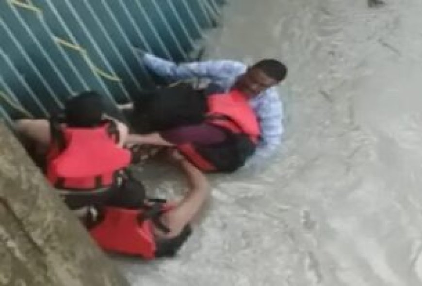 समूह की महिलाओं के हाथों बनी मोमबत्तियों से रोशन होगी दिवाली