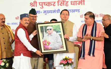 सैनिक पिता की फोटो देखकर भावुक हुए सीएम, पूर्व सैनिक सम्मेलन में सैनिकों के लिए की कई घोषणाएं