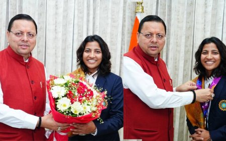 वर्ल्ड चैंपियन स्नेह राणा ने की  मुख्यमंत्री धामी से मुलाकात, धामी ने कहा स्नेह बेटियों के लिए प्रेरणास्रोत