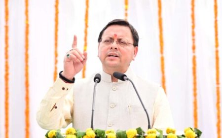 सीएम पुष्कर सिंह धामी ने जनसेवा केंद्रों में दस्तावेजों की गहनता से हो जांच पड़ताल के दिये निर्देश