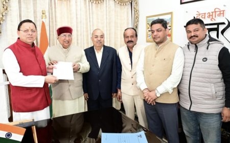 बार एसोसिएशन ने चैंबर निर्माण में एमडीडीए के शुल्क माफी की मांग : सांसद डा. नरेश बंसल की अगुवाई मे प्रतिनिधिमंडल मिला सीएम धामी, सौंपा मांगपत्र