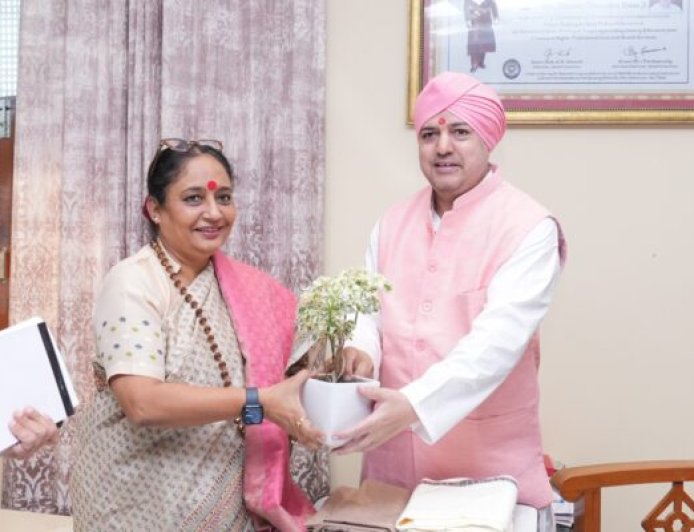 विधानसभा अध्यक्ष ऋतु खंडूड़ी भूषण ने श्री दरबार साहिब में टेका मत्था, कोटद्वार में जल्द शुरू होगा एसजीआरआर यूनिवर्सिटी का आउट कैंपस