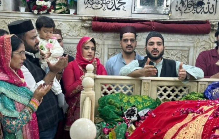 अभिनेत्री स्वरा भास्कर ने कलियर पहुंचकर साबिर पाक की दरगाह पर की चादरपोशी