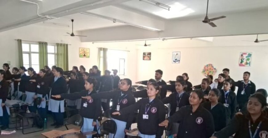 श्री गुरु राम राय विश्वविद्यालय में संविधान दिवस पर छात्रों ने ली संवैधानिक मूल्यों की शपथ