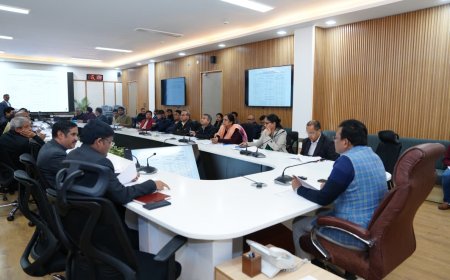 विकास कार्यों पर सरकार का फोकस: मुख्य सचिव की अध्यक्षता में व्यय वित्त समिति ने कई अहम परियोजनाओं को दी मंजूरी