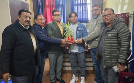 संयुक्त निदेशक डॉ नितिन उपाध्याय ने रुद्रपुर में पत्रकारों से किया संवाद : “जन-जन की सरकार, जन -जन के द्वार” योजना के संदर्भ में की विस्तृत चर्चा