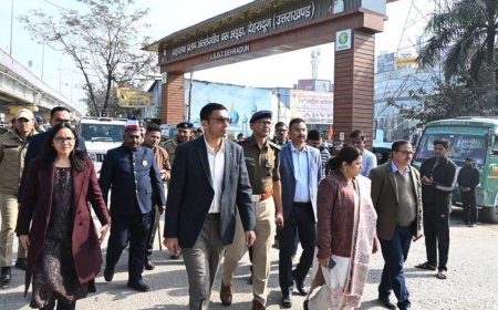 ISBT एग्जिट गेट पर बने निर्माण ध्वस्त, डीएम ने दिए पुलिस चौकी शिफ्ट करने के निर्देश, ARM पर भी होगा एक्शन