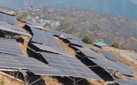 मुख्यमंत्री सौर स्वरोजगार योजना से पहाड़ में आत्मनिर्भरता की मिसाल ग्रामसभा पाटा के कुलानंद चमोली