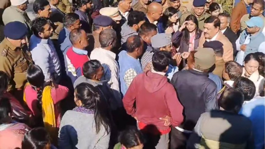 पौड़ी में गुलदार का आतंक जारी, इधर सांत्वना दे रहे थे अधिकारी, उधर पास के गांव में गुलदार ने बकरी को बनाया निवाला