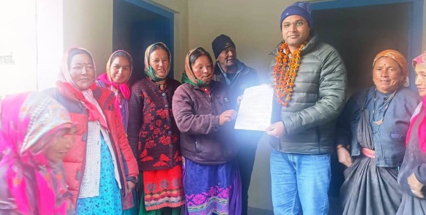 डीएम गौरव कुमार पहुंचे शीतकाल के अंतिम प्रवास वाले गांव