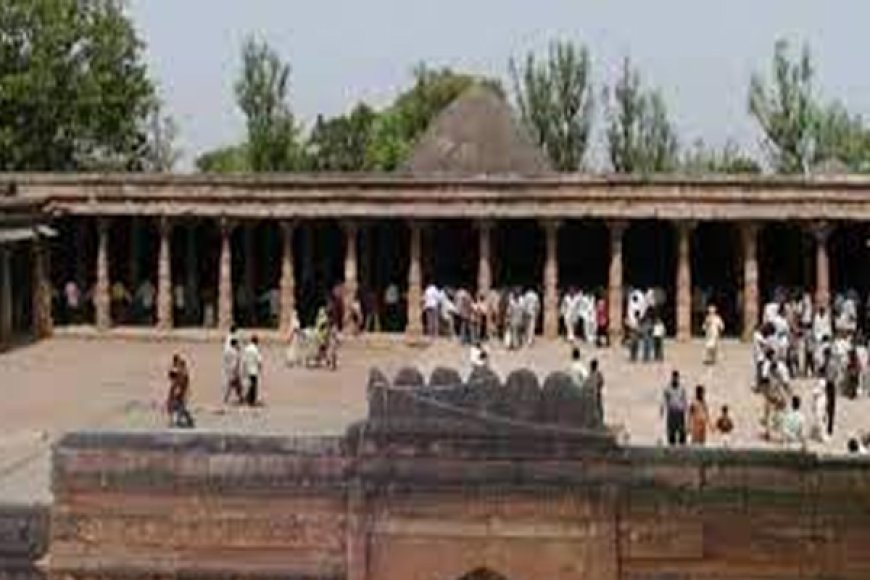 बसंत पंचमी पर भोजशाला में सरस्वती पूजा और जुम्मे की नमाज के लिए प्रशासन ने किए सुरक्षा के पुख्ता इंतजाम