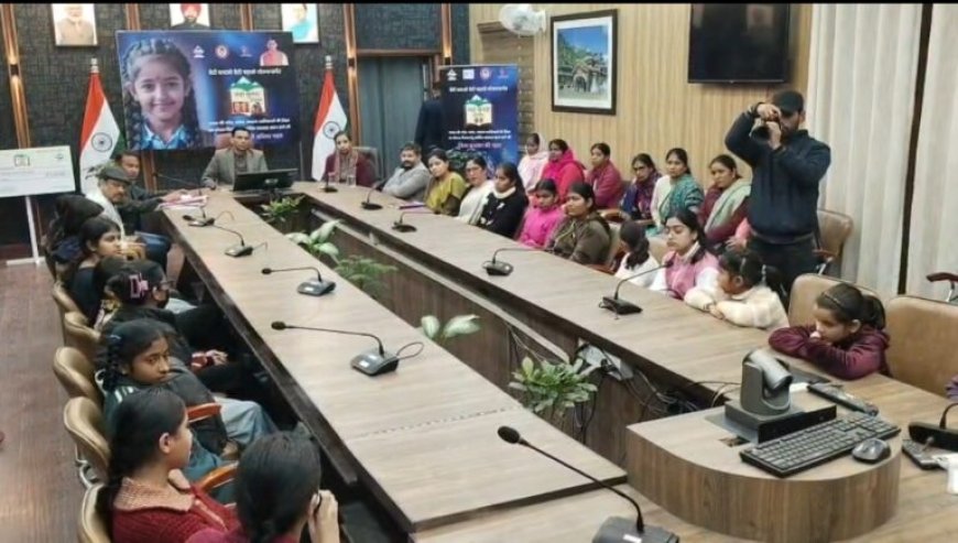 देहरादून के जिलाधिकारी सविन बंसल ने ‘प्रोजेक्ट नंदा-सुनंदा’ के तहत आर्थिक रूप से कमजोर और अनाथ बालिकाओं को शिक्षा के लिए वित्तीय सहायता प्रदान की है