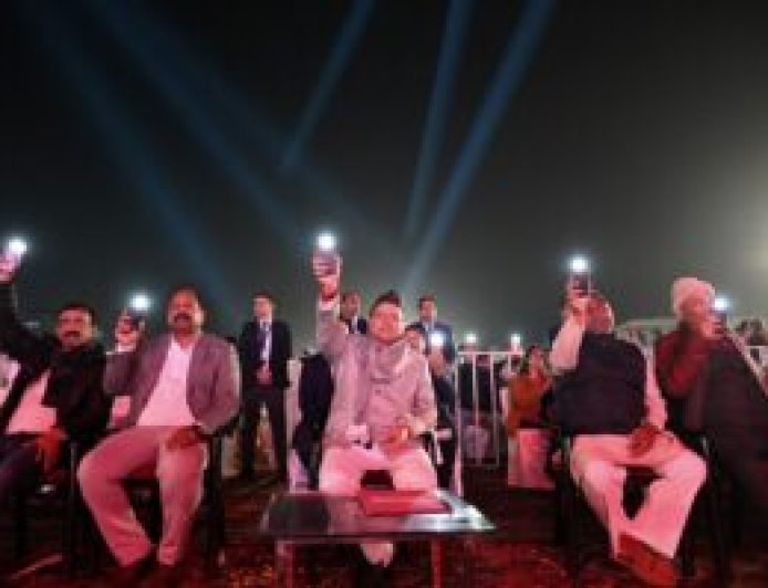 खटीमा: मुख्यमंत्री धामी ने विंटर कार्निवल में युवाओं को दिया हौसला, बोले- यही छात्र कल देश का नेतृत्व करेंगे