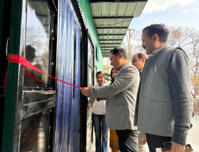 सचिव धीराज सिंह गर्ब्याल ने हाउस ऑफ हिमालयाज के वेयरहाउस का किया उद्घाटन