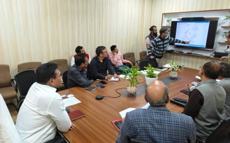 सचिव डॉ. आर राजेश कुमार ने ली झीलों के पुनर्विकास और सौन्दर्यकरण परियोजना से जुड़ी विभिन्न योजनाओं की समीक्षा बैठक, नैनीताल की झीलों का होगा कायाकल्प, भीमताल-नौकुचियाताल और कमलताल विकास योजनाओं को मिली रफ्तार