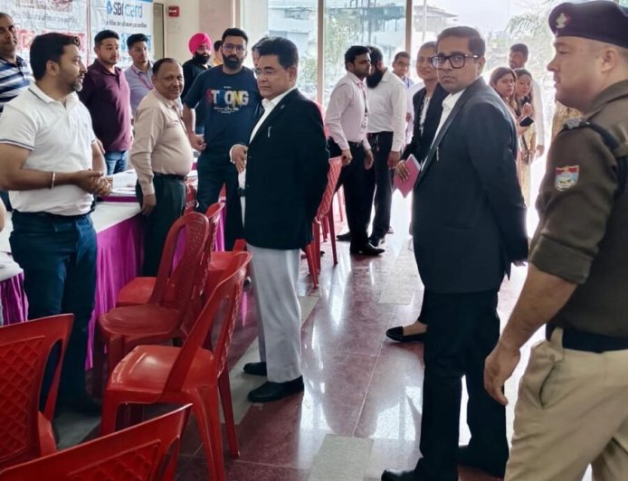 जिला देहरादून में एक ही दिन में राष्ट्रीय लोक अदालत में 12,063 मामलों का निस्तारण