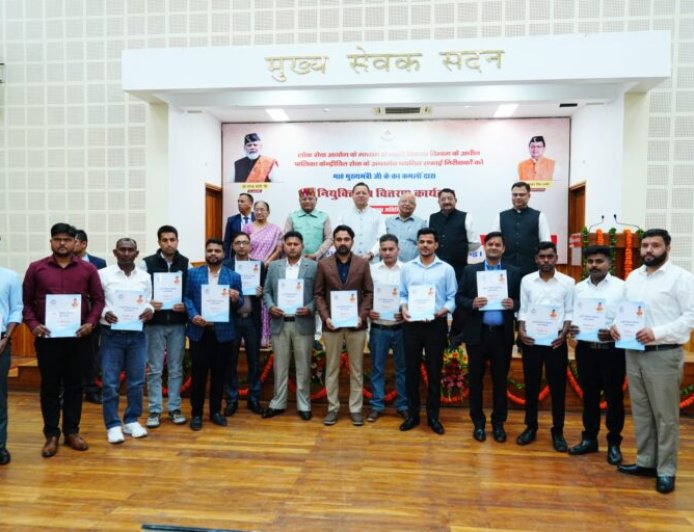 वर्ष 2027 में कुंभ मेले का आयोजन होना है और अगले महीने से चारधाम यात्रा भी प्रारंभ होने वाली है।