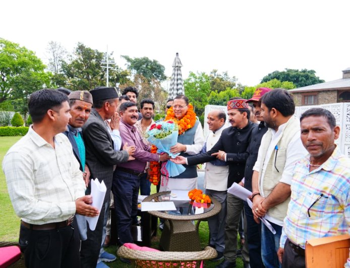 दिवारीखौल-जोखणी मोटर मार्ग की वित्तीय स्वीकृति पर क्षेत्रीय जनप्रतिनिधियों ने मुख्यमंत्री धामी का जताया आभार