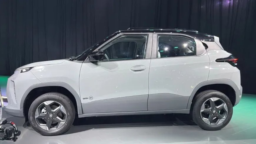 Tata Punch EV Facelift की डिलीवरी शुरू: 468 KM तक रेंज, नए फीचर्स और दमदार बैटरी के साथ बाजार में उतरी इलेक्ट्रिक SUV