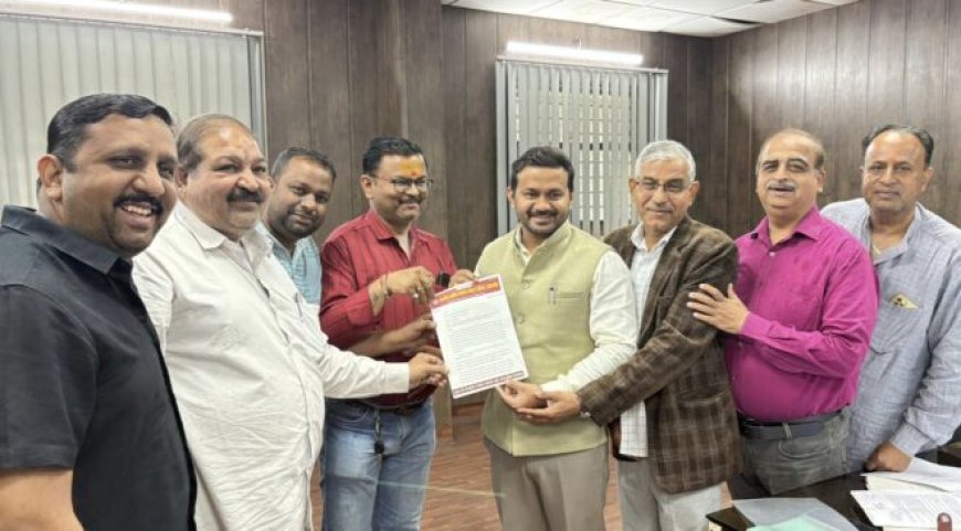 नगर निगम द्वारा थोपे जा रहे यूजर चार्ज के विरुद्ध उद्योग व्यापार मंडल ने खोला मोर्चा : मुख्यमंत्री को सम्बोधित ज्ञापन ज्वांइट मजिस्ट्रेट को सौंपा