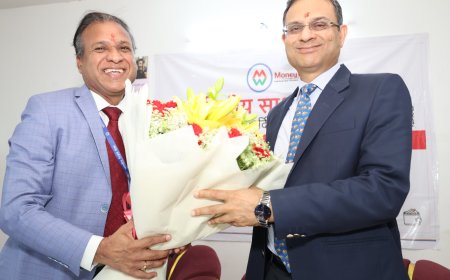 आरबीआई गवर्नर संजय मल्होत्रा ने देहरादून में वित्तीय साक्षरता शिविर का किया दौरा, ग्रामीण क्षेत्रों में वित्तीय जागरूकता बढ़ाने पर दिया जोर