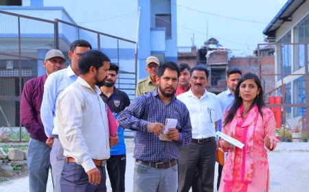 डीएम स्वाति एस. भदौरिया ने शशिधर भट्ट स्पोर्ट्स स्टेडियम का किया निरीक्षण, व्यवस्थाओं में सुधार के लिए दिए सख्त निर्देश