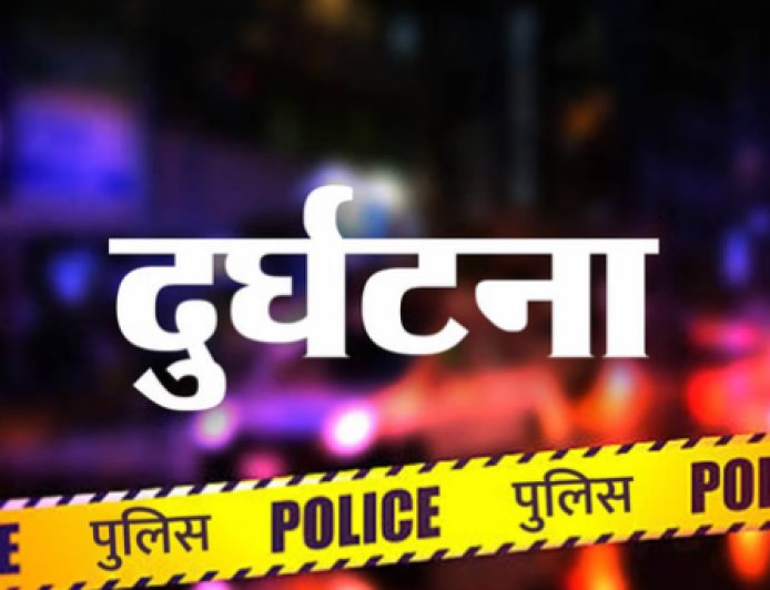 Kaladhungi: नैनीताल से लौट रहे पर्यटकों के दो टेंपो ट्रेवलर पलटे, 24 घायल