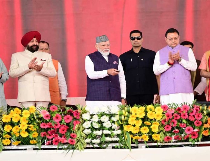 दिल्ली-देहरादून एक्सप्रेसवे राष्ट्र को समर्पित, 2.5 घंटे में पूरा होगा सफर; जानिए इकोनॉमिक कॉरिडोर के बड़े फायदे