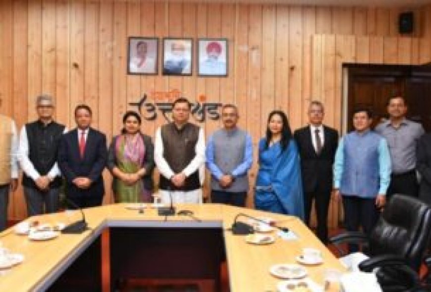 उत्तराखंड विधानसभा का विशेष सत्र: सीएम धामी ने राहुल और अखिलेश को बताया कौरव, सदन में विपक्ष का हंगामा