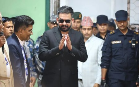 नेपाल का बड़ा आर्थिक प्रयोग: एक महीने में दो बार सैलरी देने का फैसला, सुस्त अर्थव्यवस्था को रफ्तार देने की कोशिश