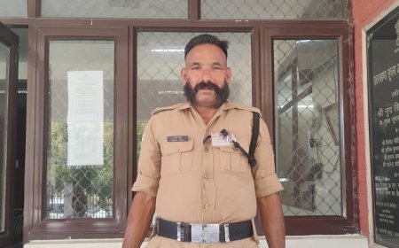 मूंछें हों तो गणेश सिंह जैसी, देहरादून में तैनात होमगार्ड की अलग पहचान