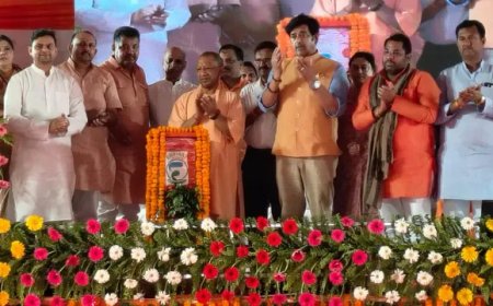 गोरखपुर में 612 करोड़ की परियोजनाओं का लोकार्पण, सीएम योगी ने कहा- बंगाल बनेगा ‘सोनार बांग्ला’