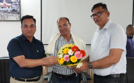 समर्पण, सादगी और सेवा का चार दशकों का सफर हुआ पूर्ण : सहायक निदेशक ललिता प्रसाद भट्ट को सूचना विभाग ने दी भावभीनी विदाई