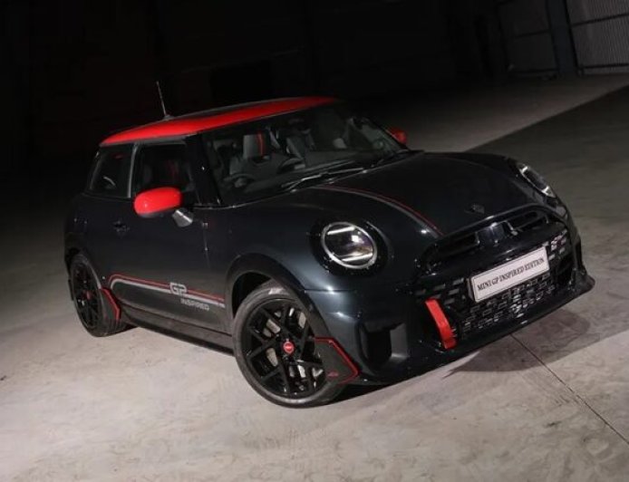 भारत में लॉन्च हुई नई Mini Cooper S JCW GP इंस्पायर्ड एडिशन, जानें कीमत और फीचर्स