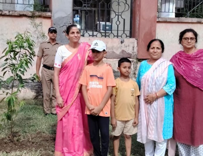 ग्रीन कुंभ की ओर बढ़ता हरिद्वार, मेलाधिकारी सोनिका ने किया रुद्राक्ष का पौधारोपण