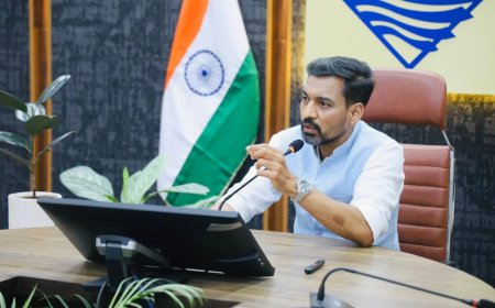 डीएम डॉ. आशीष चौहान ने की आपदा तैयारी एवं मानसून पूर्व व्यवस्थाओं की समीक्षा