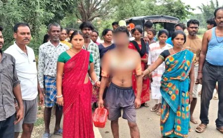 चोरी के जेवर के साथ पकड़ा गया आरोपी, ग्रामीणों का फूटा गुस्सा; महिला परिधान पहनाकर गांव में घुमाने के बाद पुलिस को सौंपा