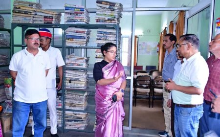 निर्माणाधीन चिल्ड्रेन पार्क और जिला पुस्तकालय का डीएम अपूर्वा पाण्डे ने किया निरीक्षण, कहा – गुणवत्ता से नहीं होगा समझौता, तय समय में पूरे हों कार्य