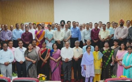 एसजीआरआर स्कूलों को “सेंटर ऑफ एक्सीलेंस” बनाने पर मंथन, 100 से अधिक प्रधानाचार्यों ने किया प्रतिभाग