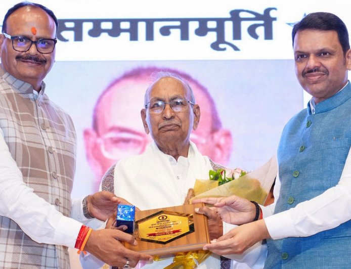 हिंदी के विरोध से सत्ता मिल सकती है लेकिन देश का ज्ञान समाप्त हो जाएगा